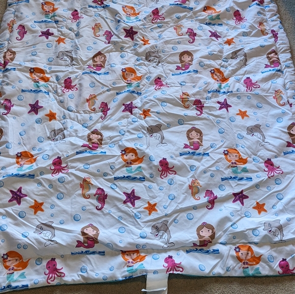 Mermaid toddler sheets - Picture 3 of 9